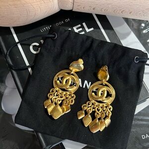 •Vintage Chanel earrings
